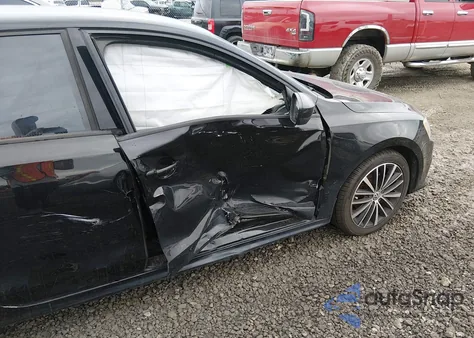 2016 Volkswagen Jetta 1.8T Sport z USA, uszkodzony, nr VIN 3VWD17AJ2GM301386